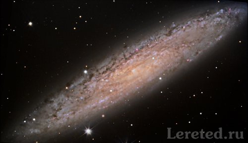 Галактика NGC253 в созвездии Скульптора